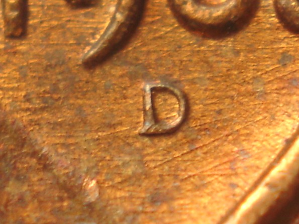 1968-D-Lincoln-Memorial-Cent---Two-Different-Mint-Mark-Styles?
